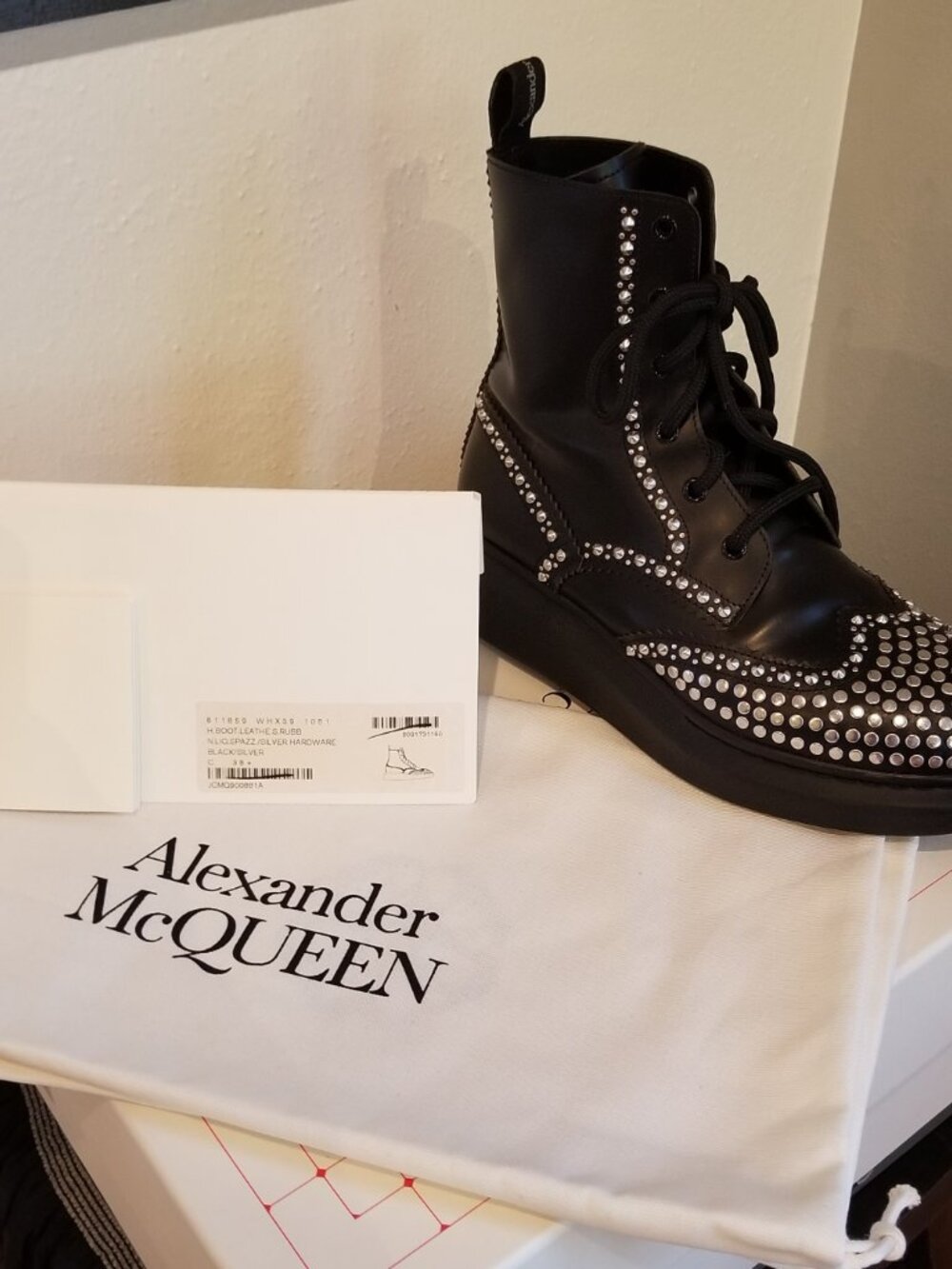 Alexander McQueen Studded Leather Platform Combat Boots size 8.5 - Picture 16 of 16